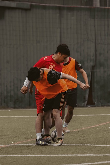 更应向他学